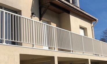 Gardes corps et Portes Blind&eacute;es &agrave;&nbsp;SIX FOURS LES PLAGES